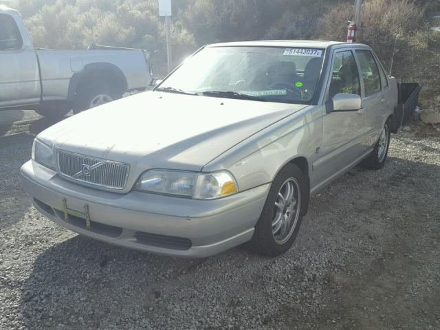 YV1LS56D4Y2661247 - 2000 VOLVO S70 GLT GOLD photo 2