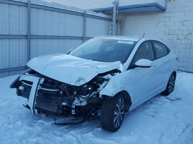 KMHCT4AE7HU369797 - 2017 HYUNDAI ACCENT SE WHITE photo 2