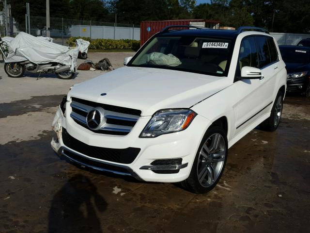 WDCGG5HB7FG438649 - 2015 MERCEDES-BENZ GLK 350 WHITE photo 2