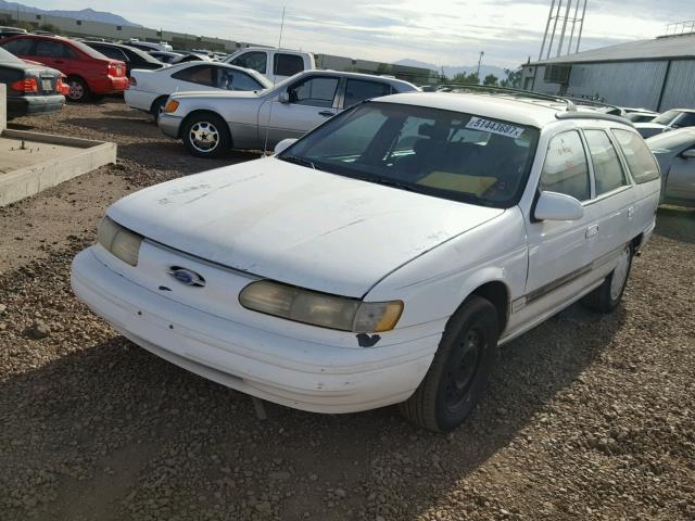 1FALP57U9SG129515 - 1995 FORD TAURUS GL WHITE photo 2