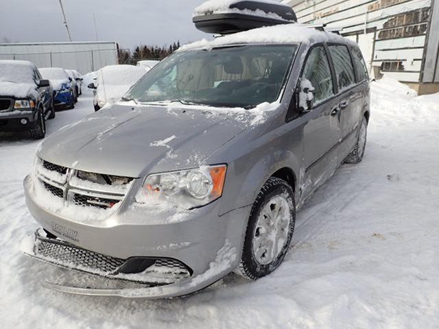 2C4RDGBG8ER286563 - 2014 DODGE GRAND CARA SILVER photo 2