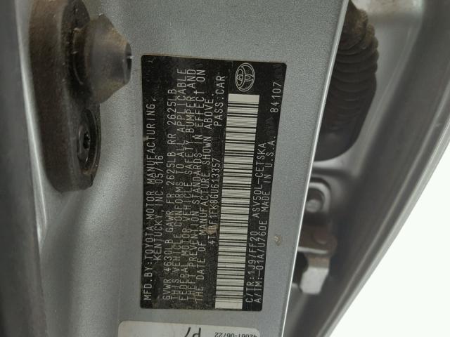 4T1BF1FK8GU613357 - 2016 TOYOTA CAMRY LE ვერცხლისფერი ფოტო 10