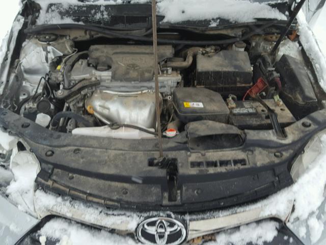 4T1BF1FK8GU613357 - 2016 TOYOTA CAMRY LE SILVER photo 7