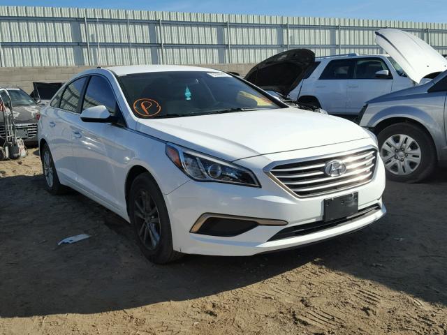 5NPE24AF1GH318443 - 2016 HYUNDAI SONATA SE WHITE photo 1