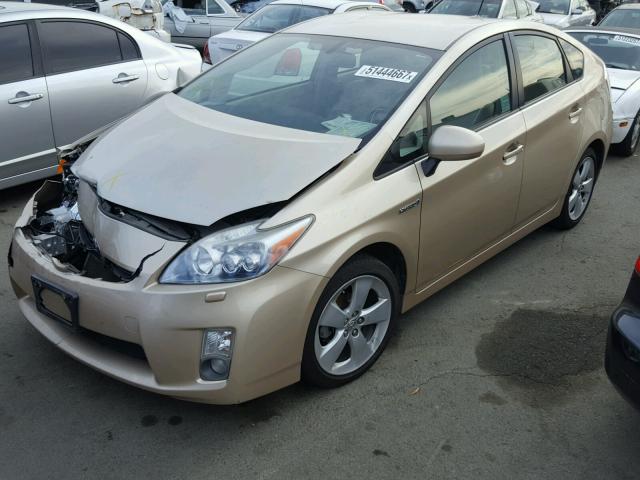 JTDKN3DU4A0130681 - 2010 TOYOTA PRIUS GOLD photo 2