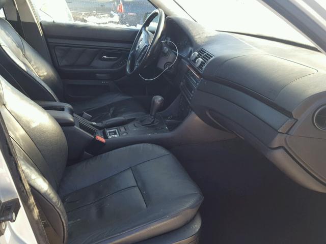 WBADM6344YGV00198 - 2000 BMW 528 I AUTO SILVER photo 5