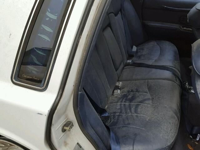 1LNLM81W7TY629436 - 1996 LINCOLN 4D WHITE photo 6