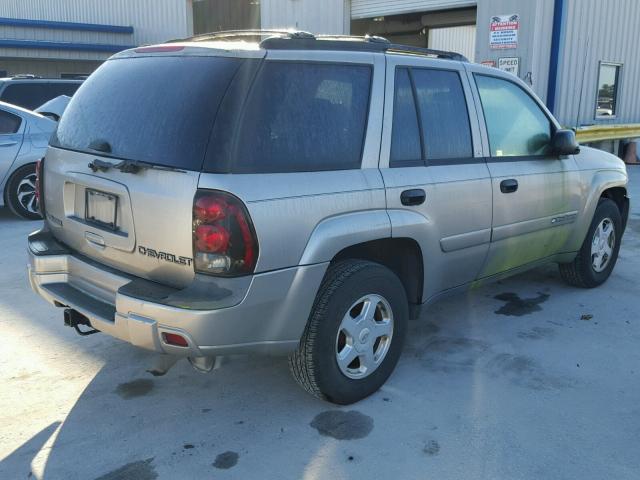 1GNDS13S022271878 - 2002 CHEVROLET TRAILBLAZE GOLD photo 4