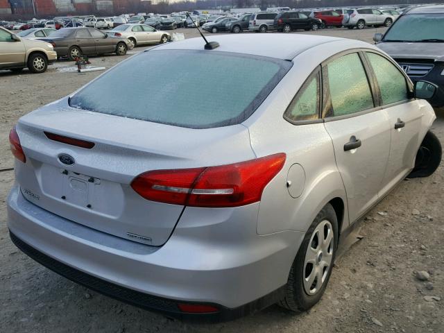 1FADP3E27FL367399 - 2015 FORD FOCUS S SILVER photo 4