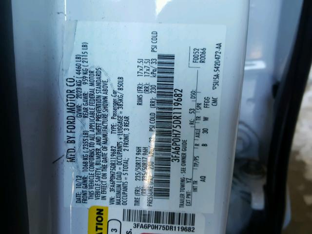 3FA6P0H75DR119682 - 2013 FORD FUSION SE WHITE photo 10