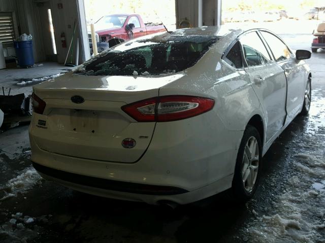 3FA6P0H75DR119682 - 2013 FORD FUSION SE WHITE photo 4