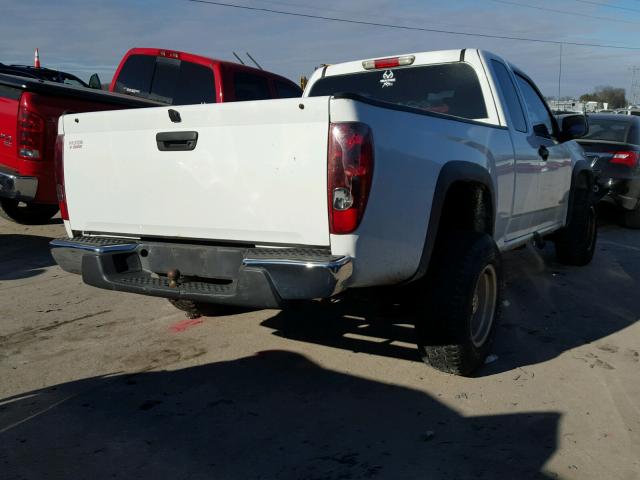 1GCDT196858282645 - 2005 CHEVROLET COLORADO WHITE photo 4