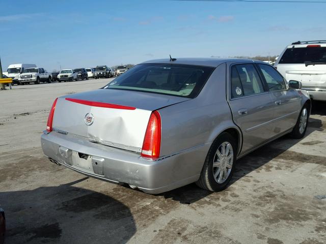 1G6KD57Y58U147377 - 2008 CADILLAC DTS SILVER photo 4