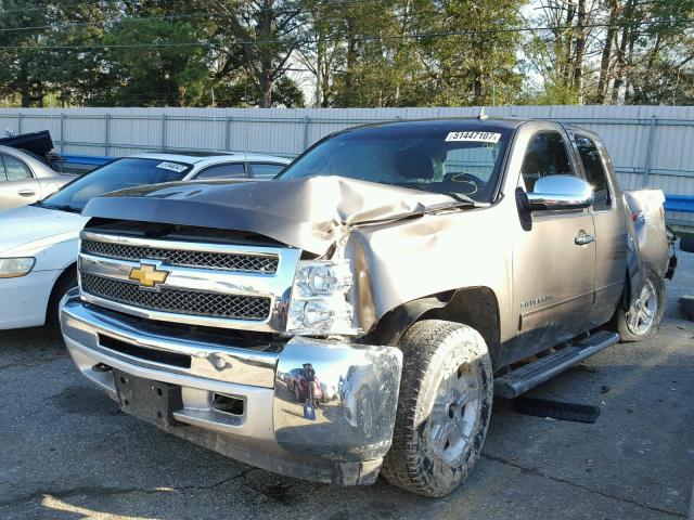 1GCRKSE7XDZ278926 - 2013 CHEVROLET SILVERADO BROWN photo 2