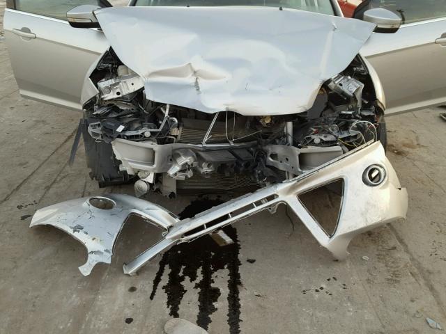 1FAHP3H26CL375406 - 2012 FORD FOCUS SEL SILVER photo 7