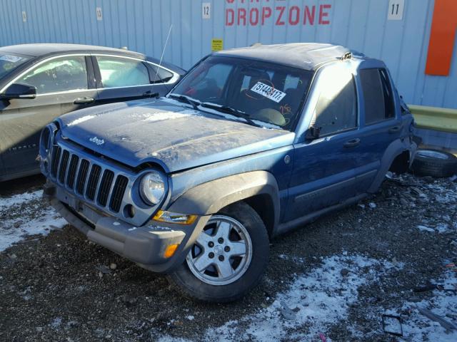 1J4GL48K45W550996 - 2005 JEEP LIBERTY SP BLUE photo 2