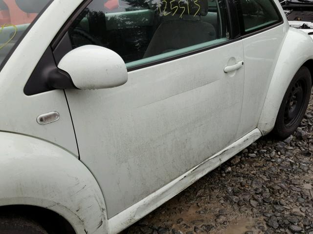 3VWCB21C52M458979 - 2002 VOLKSWAGEN NEW BEETLE 蓝色 照片 9