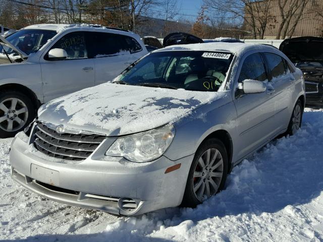 1C3CC5FD2AN197077 - 2010 CHRYSLER SEBRING LI SILVER photo 2