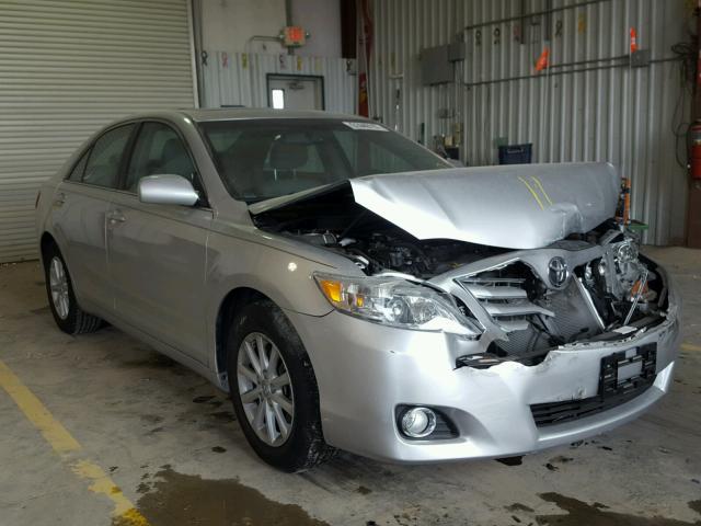 4T4BF3EK4BR211766 - 2011 TOYOTA CAMRY BASE SILVER photo 1