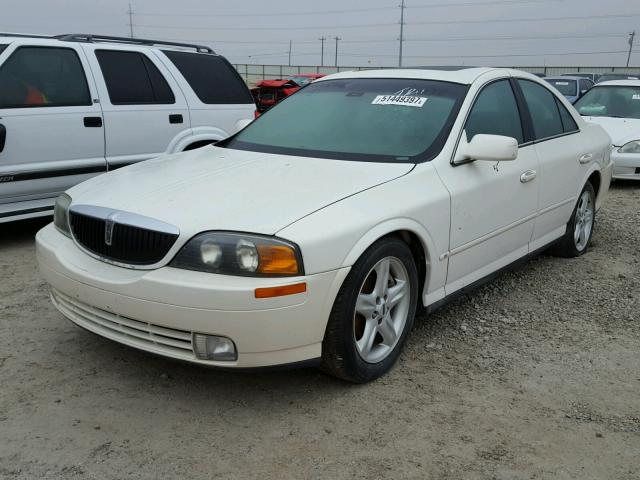 1LNHM87AXYY832443 - 2000 LINCOLN LS WHITE photo 2