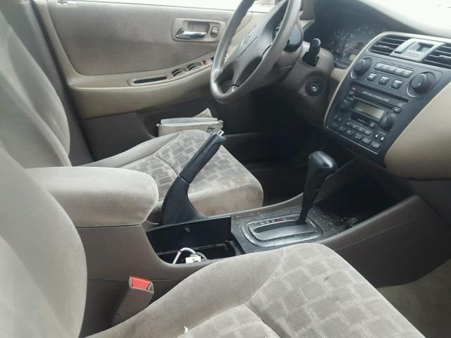 1HGCG56621A071750 - 2001 HONDA ACCORD EX TAN photo 5