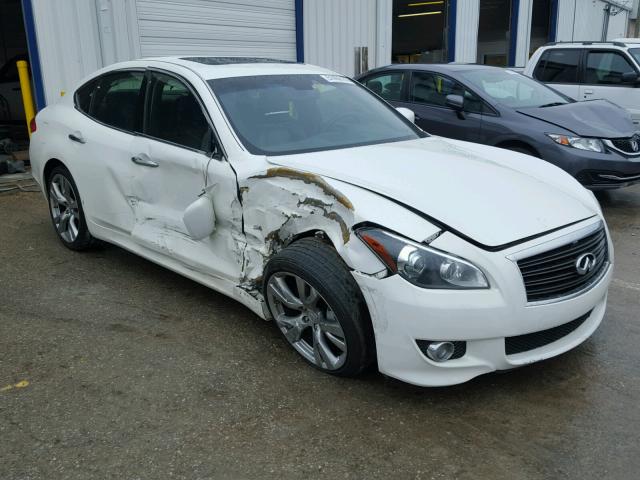 JN1AY1AP2EM230009 - 2014 INFINITI Q70 5.6 WHITE photo 1