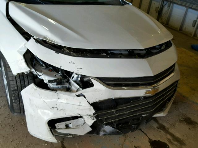 1G1ZJ5SUXGF296047 - 2016 CHEVROLET MALIBU HYB WHITE photo 9