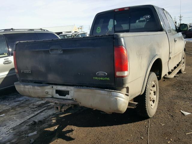 2FTPX28L7XCA38297 - 1999 FORD F250 BLACK photo 4