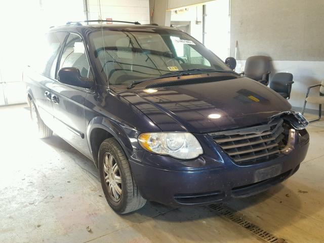 2C4GP54L75R180974 - 2005 CHRYSLER TOWN & COU BLUE photo 1