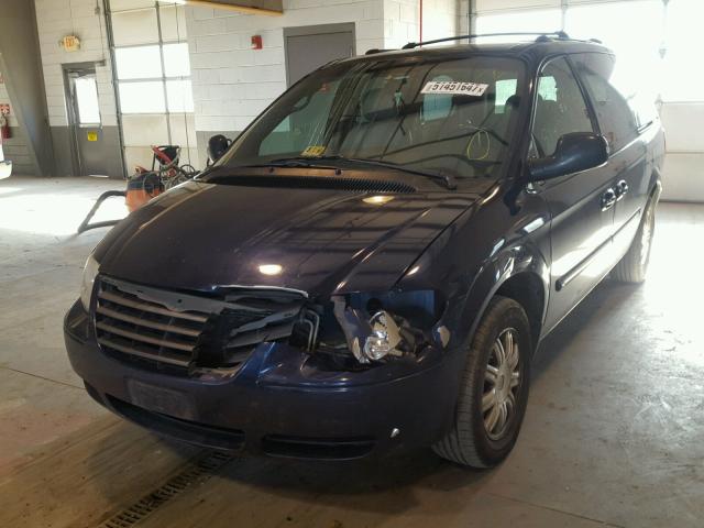 2C4GP54L75R180974 - 2005 CHRYSLER TOWN & COU BLUE photo 2