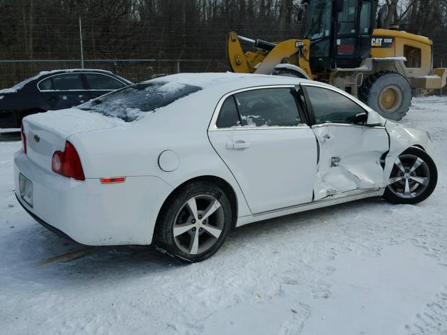 1G1ZC5E19BF379442 - 2011 CHEVROLET MALIBU 1LT WHITE photo 4