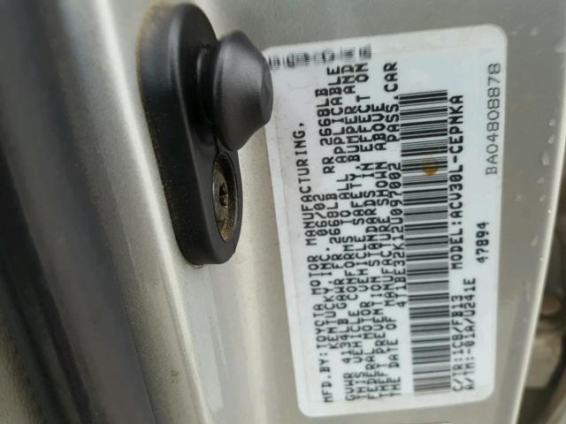 4T1BE32K12U097002 - 2002 TOYOTA CAMRY LE SILVER photo 10