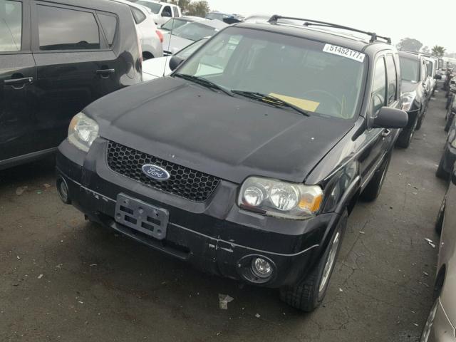 1FMCU94136KA77706 - 2006 FORD ESCAPE LIM BLACK photo 2