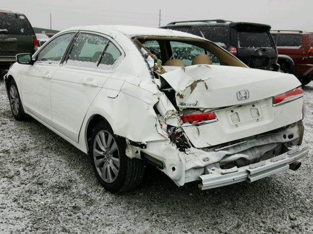 1HGCP2F80CA060457 - 2012 HONDA ACCORD EXL WHITE photo 3