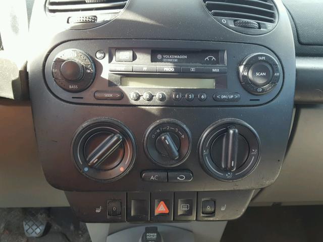 3VWCP21C52M424090 - 2002 VOLKSWAGEN NEW BEETLE 蓝色 照片 9