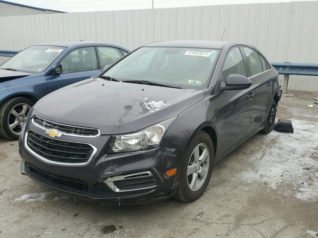 1G1PC5SB4F7139736 - 2015 CHEVROLET CRUZE LT GRAY photo 2