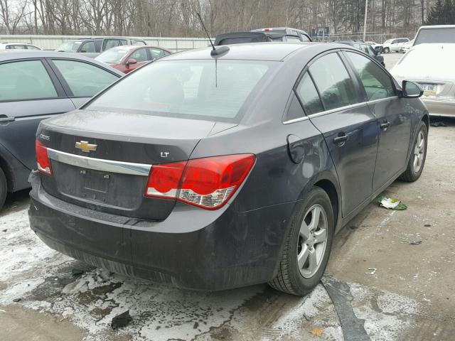 1G1PC5SB4F7139736 - 2015 CHEVROLET CRUZE LT GRAY photo 4