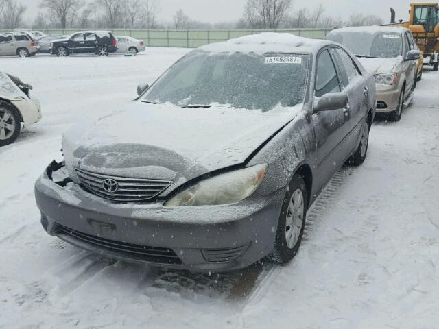 4T1BE32KX6U729694 - 2006 TOYOTA CAMRY LE GRAY photo 2