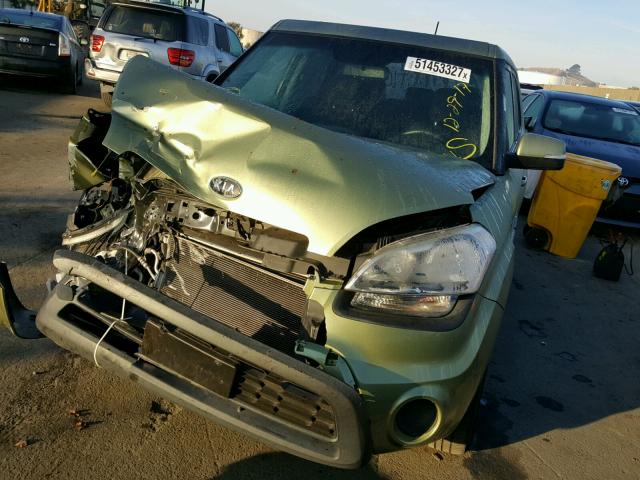 KNDJT2A64C7364038 - 2012 KIA SOUL + GREEN photo 2