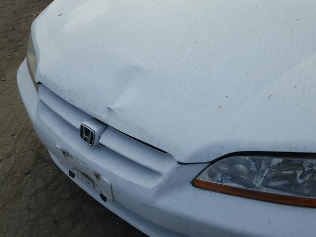 JHMCG6670XC030543 - 1999 HONDA ACCORD EX WHITE photo 9