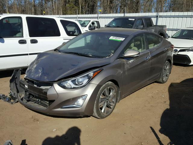 5NPDH4AE8GH656052 - 2016 HYUNDAI ELANTRA SE GRAY photo 2