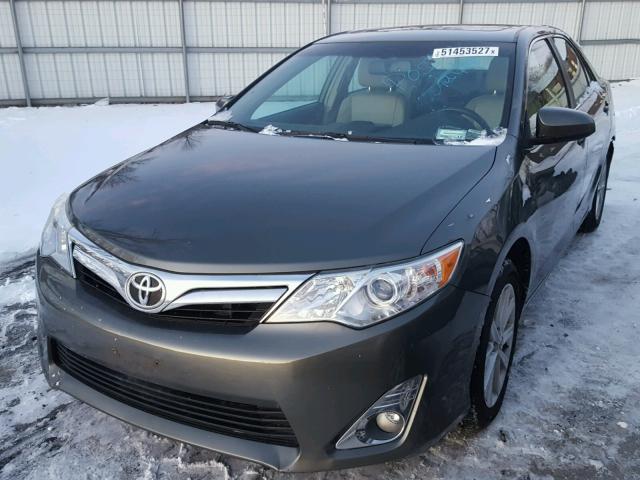 4T4BF1FK2DR316263 - 2013 TOYOTA CAMRY L 灰色 照片 2