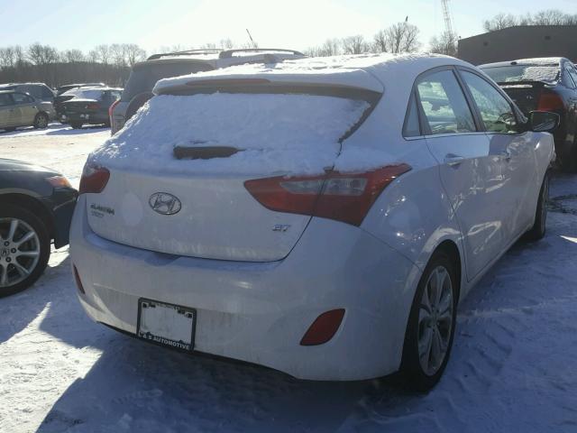 KMHD35LE8DU103772 - 2013 HYUNDAI ELANTRA GT WHITE photo 4