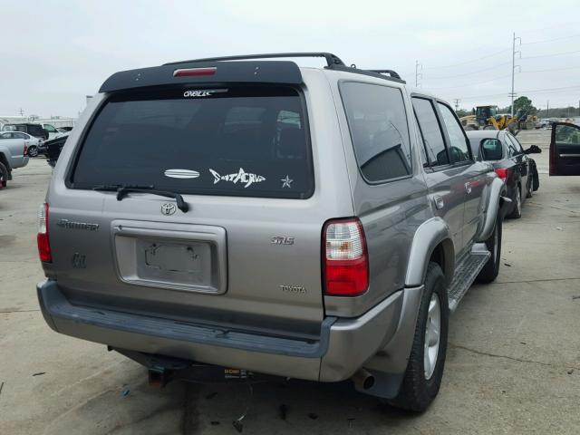 JT3GN86R020257767 - 2002 TOYOTA 4RUNNER SR TAN photo 4