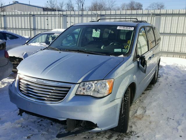 2C4RC1BG9DR722206 - 2013 CHRYSLER TOWN & COU BLUE photo 2