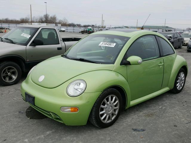 3VWCK31CX4M422486 - 2004 VOLKSWAGEN NEW BEETLE GREEN photo 2