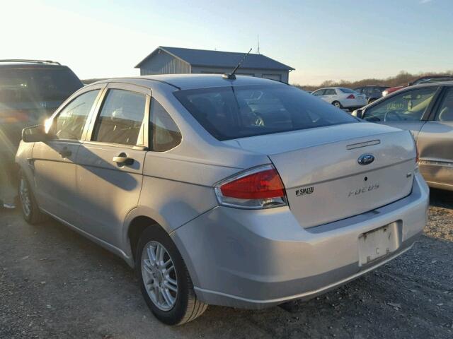 1FAHP35N78W173176 - 2008 FORD FOCUS SE SILVER photo 3