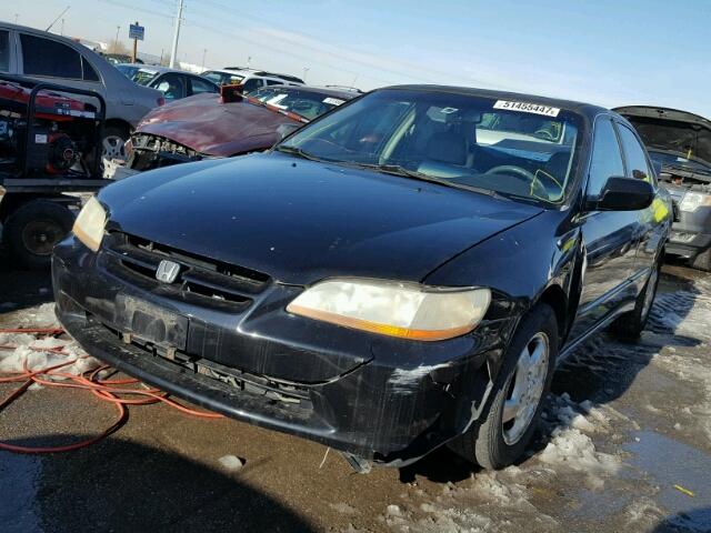 1HGCG5664YA026917 - 2000 HONDA ACCORD EX BLACK photo 2