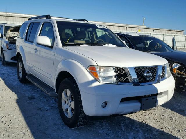 5N1AR18WX6C643774 - 2006 NISSAN PATHFINDER WHITE photo 1