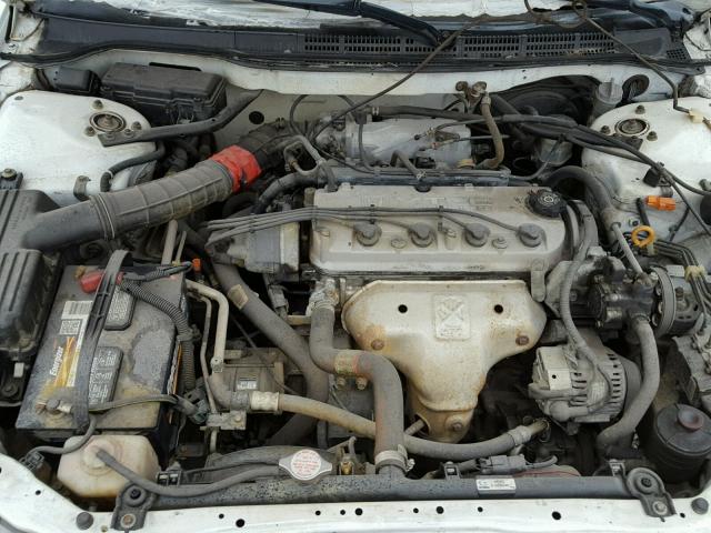 1HGCG555XXA122820 - 1999 HONDA ACCORD EX WHITE photo 7